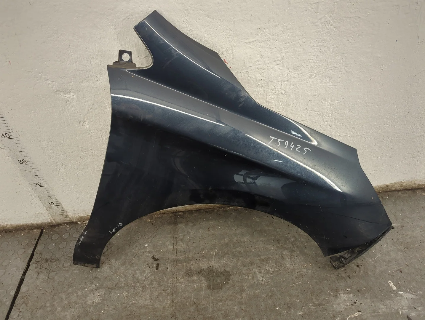 Крыло Citroen C4 2010-2020 Хэтчбэк 5 дв. КПП 5-ст.мех.(МКПП) 9HP Дизель 1.6 л HDI