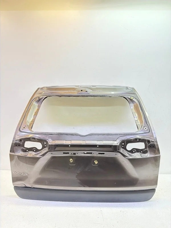 Крышка багажника Toyota Rav4 2018 - 2024 50