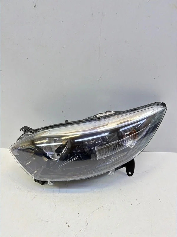 Фара Renault Kaptur 2016-2026