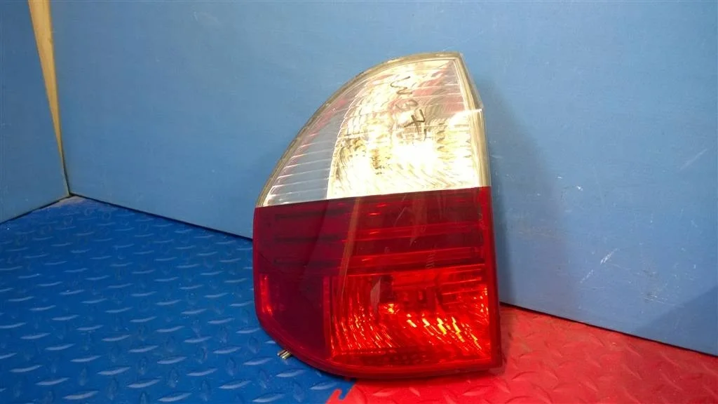 фонарь наружный BMW X3 E83 63217162209  N47D20A 177лс 2.0D 2008 SPACEGRAU METALLIC ( A52 )