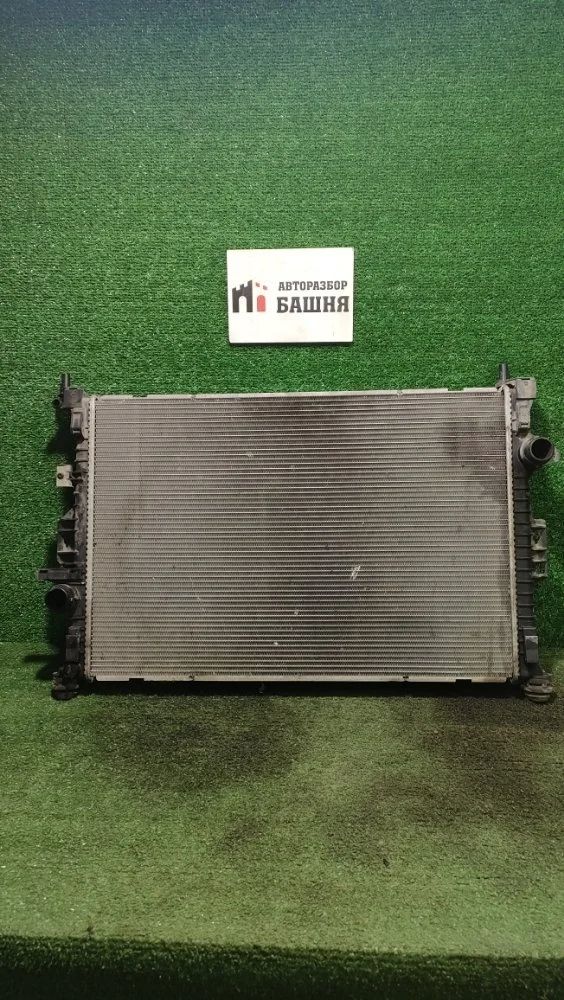 Радиатор охлаждения двс Ford Kuga 2014 1786804 CBS 1.6