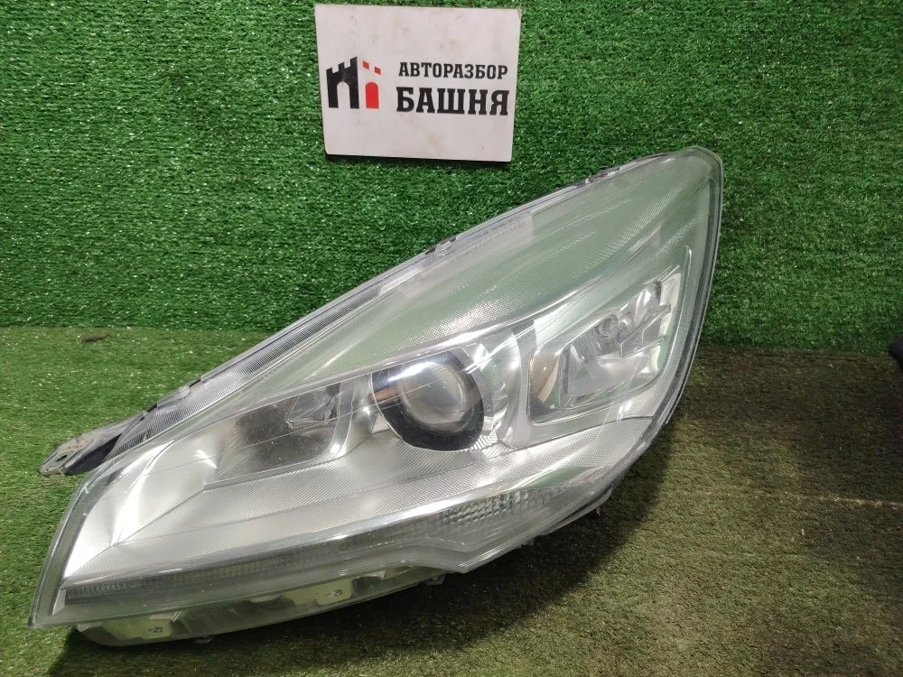 Фара Ford Kuga 2014 5258474 CBS 1.6, левая