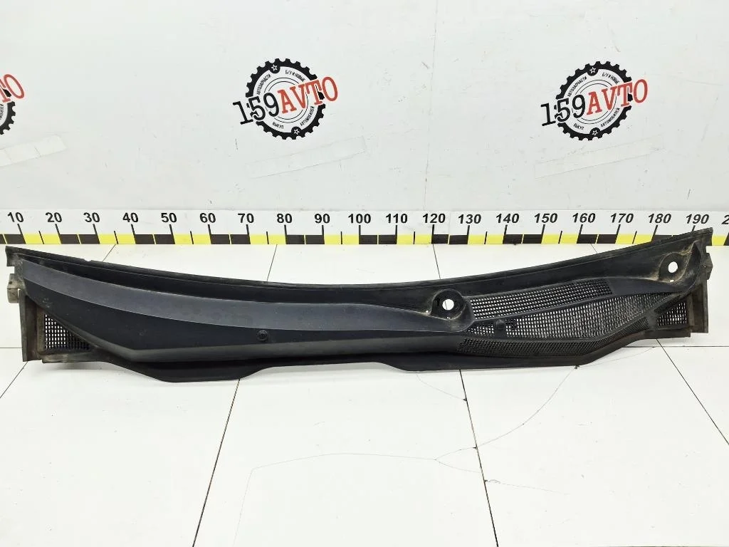 Решетка стеклоочистителя Opel Astra 2010 H