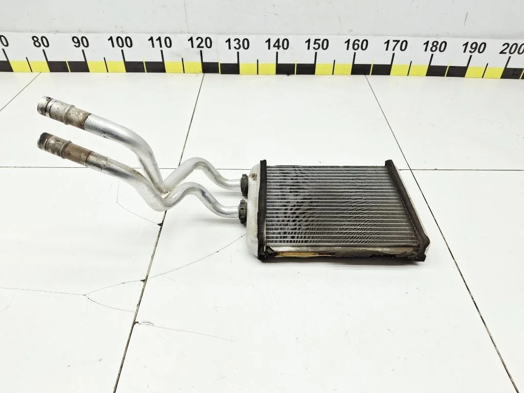 Радиатор отопителя Opel Astra 2010 H