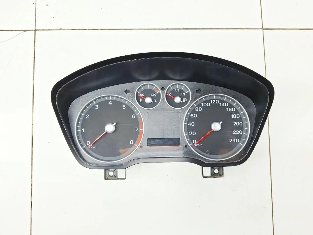 Панель приборов Ford Focus 2007