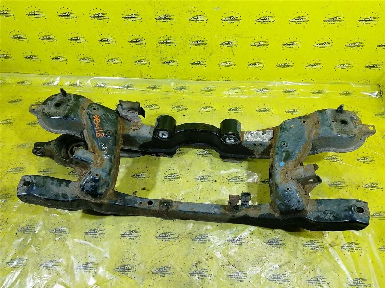 Подрамник Ford Kuga 1 1575052 C394, задний