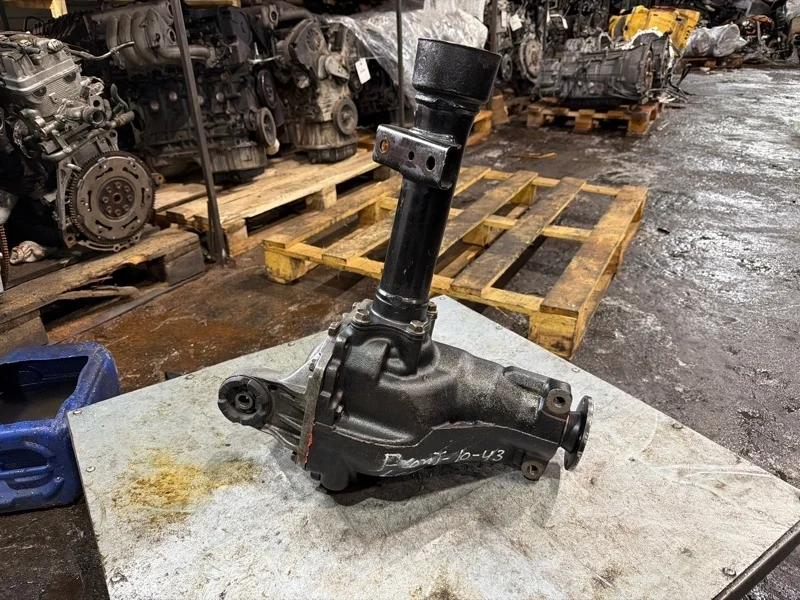 Редуктор Lexus LX470 1998-2007 4111060820, передний