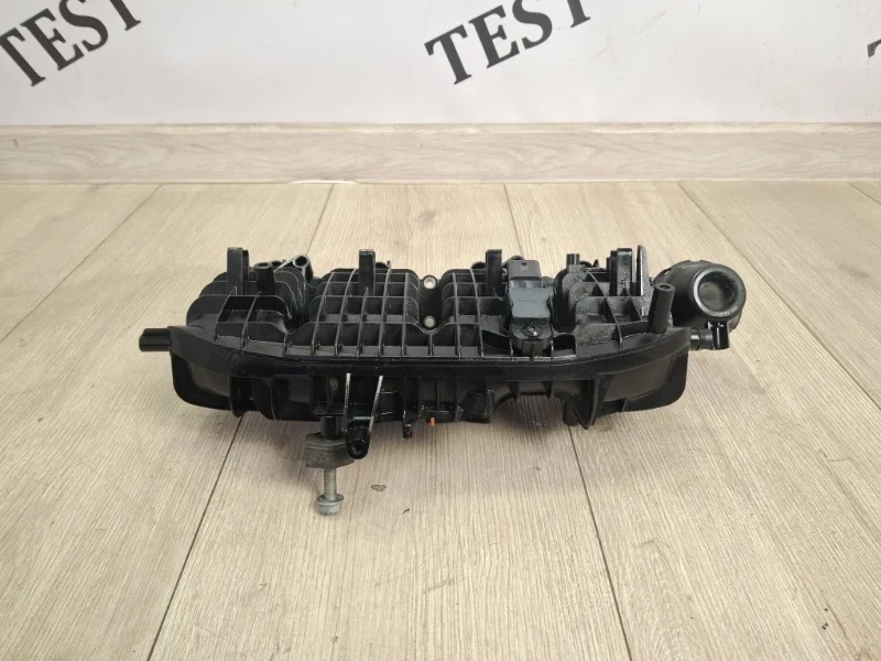 Впускной коллектор Porsche Cayenne 3 Hybrid R4 2020 9YA