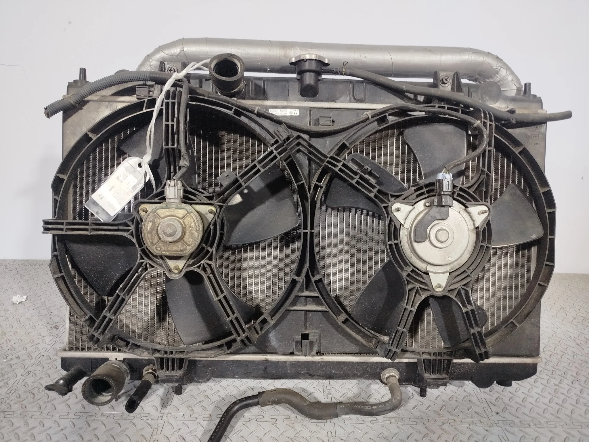 РАДИАТОР ДВИГАТЕЛЯ NISSAN 21460AU303 KE754