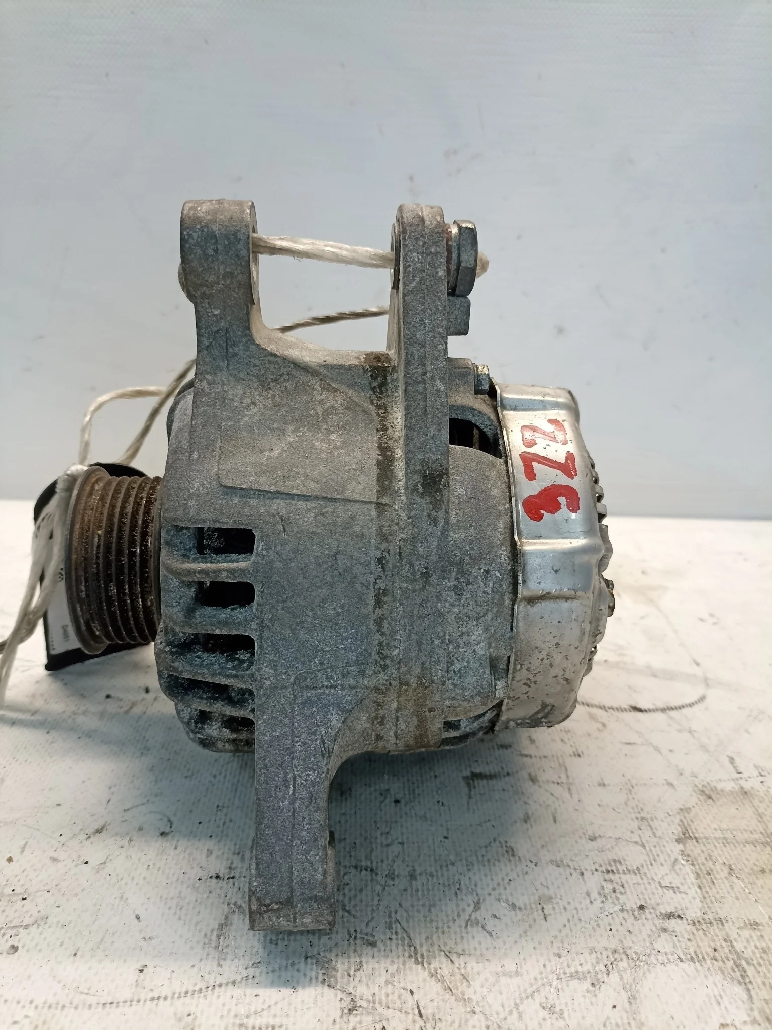 ГЕНЕРАТОР TOYOTA 270600D170 D4051