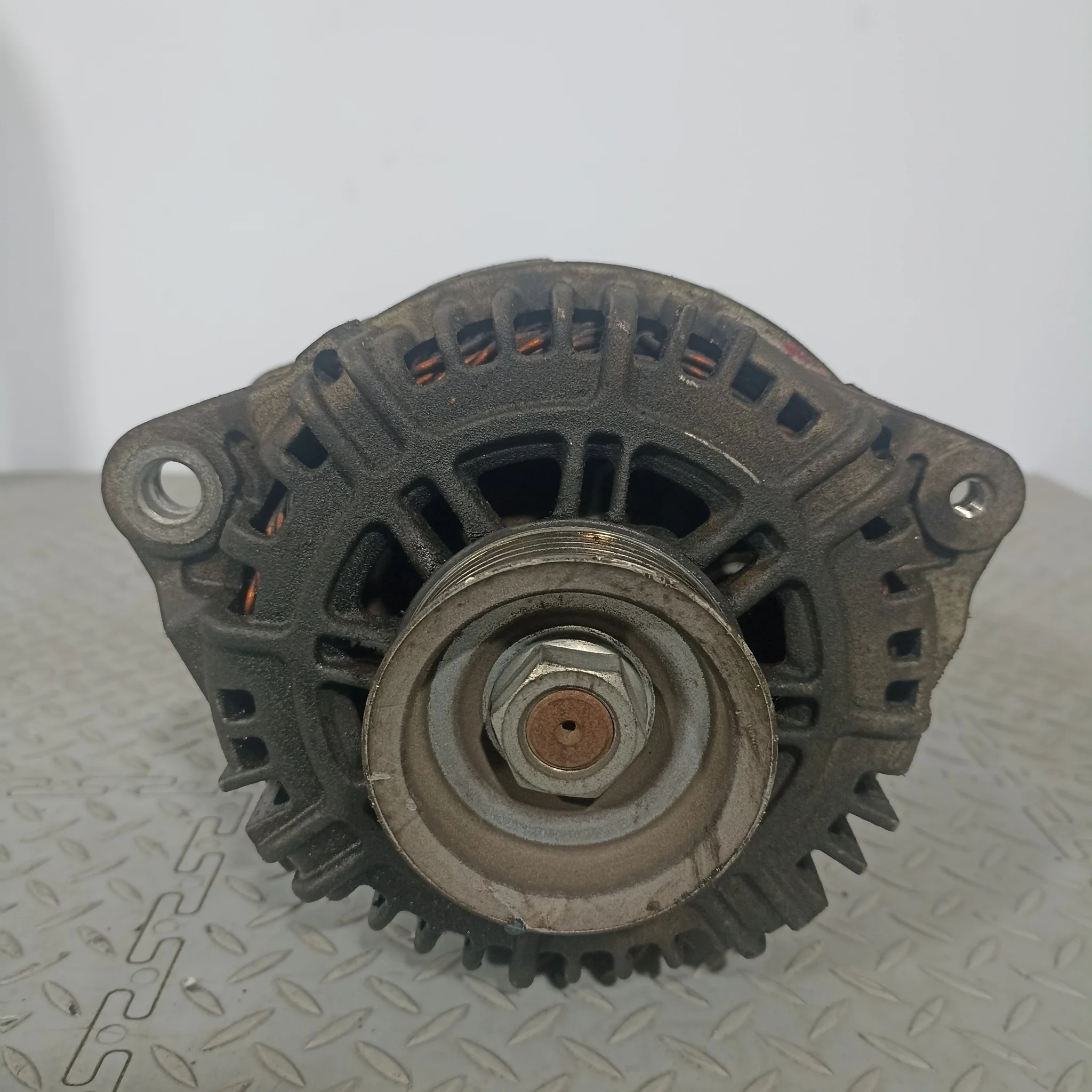 ГЕНЕРАТОР NISSAN 231005Y700 KB1408Z