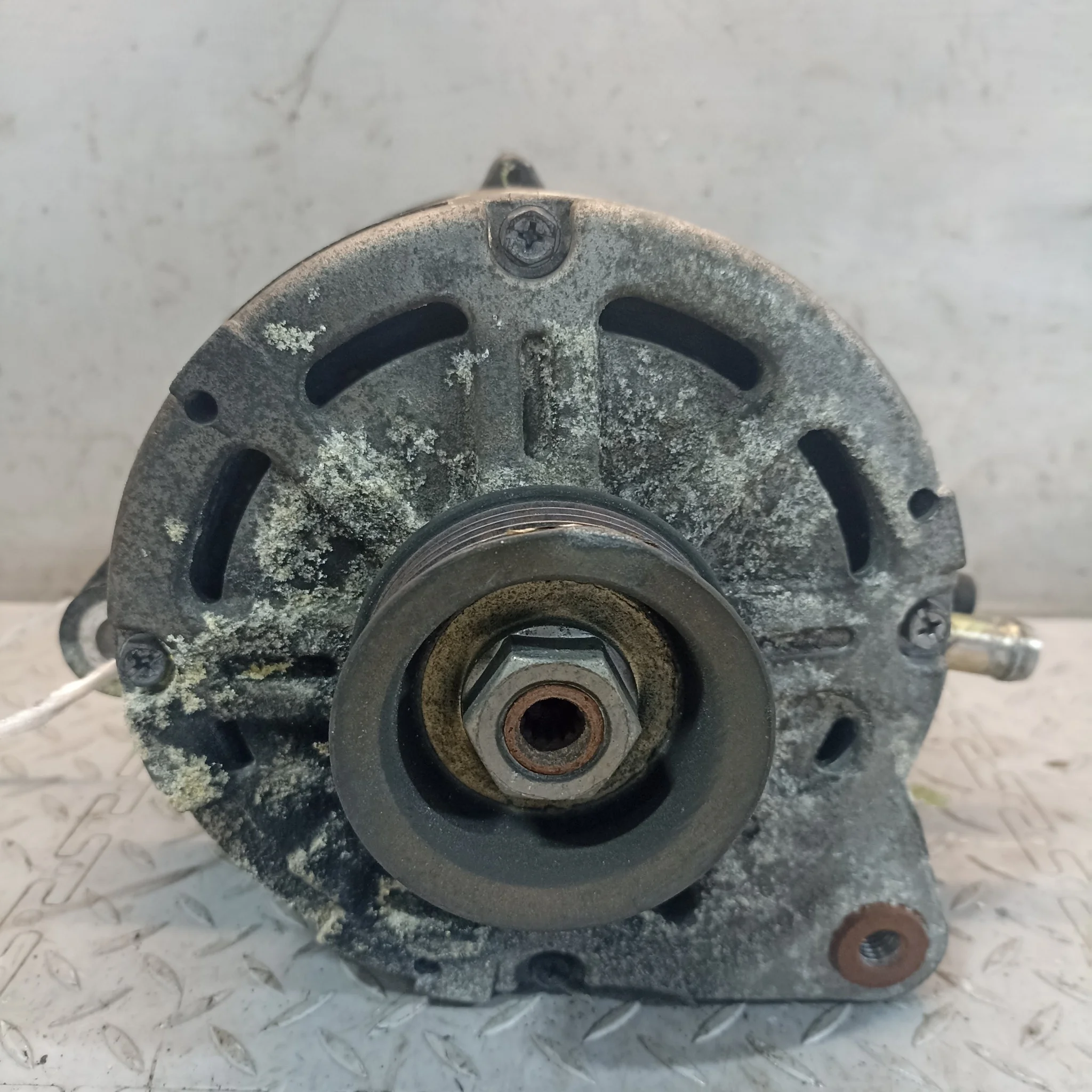 ГЕНЕРАТОР NISSAN 23100AX001 KB1457Z