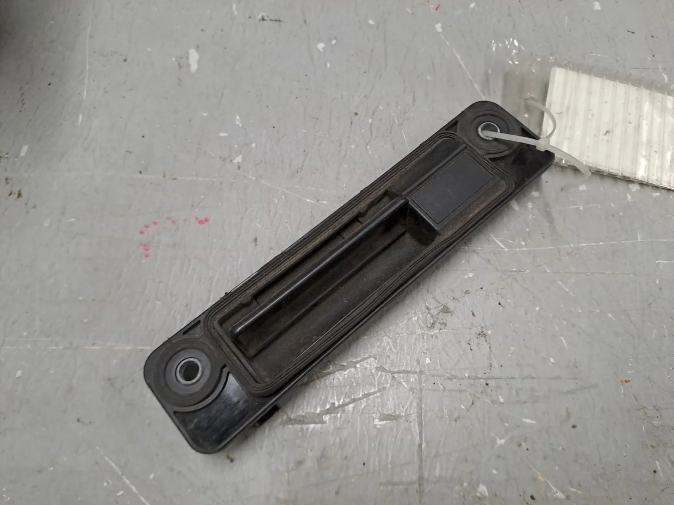 Кнопка открывания багажника для Mercedes GL-klasse X164 2006-2012