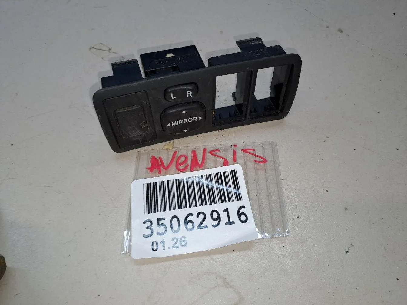 Переключатель регулировки зеркал для Toyota Avensis T25 2003-2008