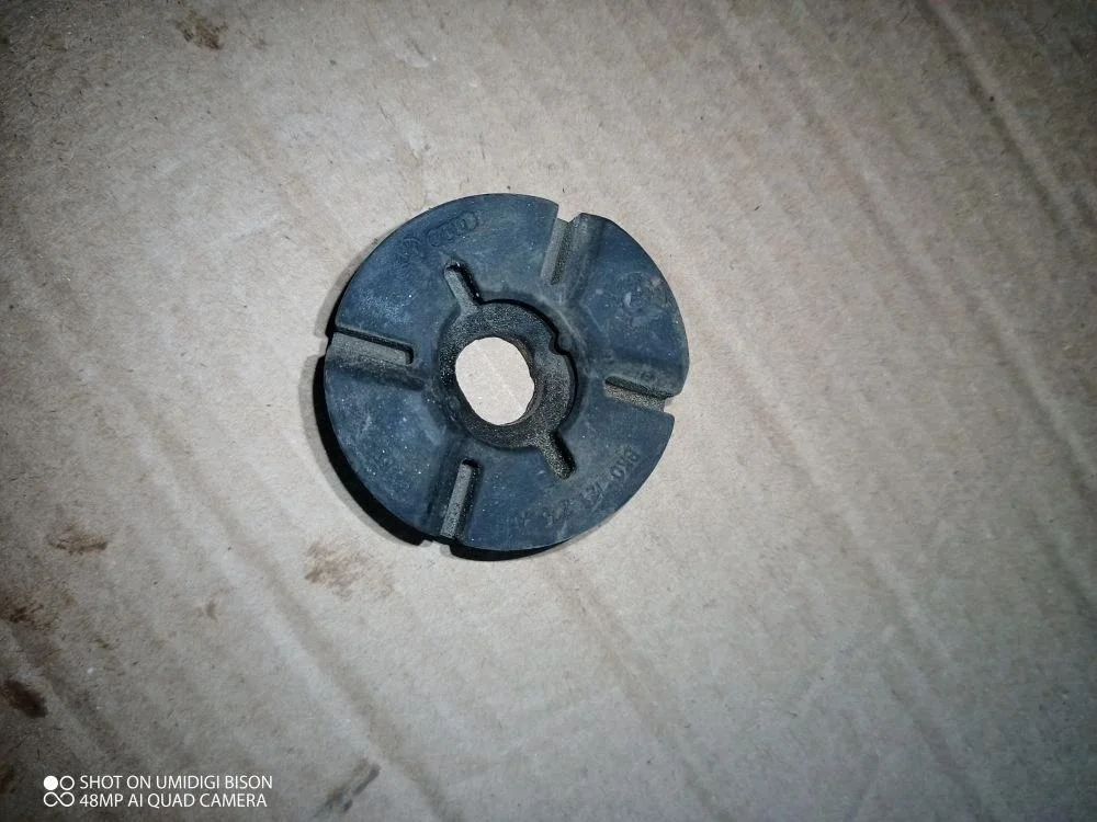 Подушка радиатора Audi Q5 I рестайлинг (2012—2017)