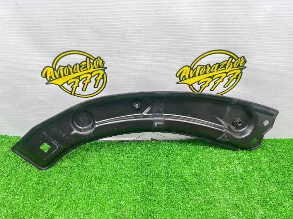 Кронштейн фары Audi Q3 I (2011—2014)