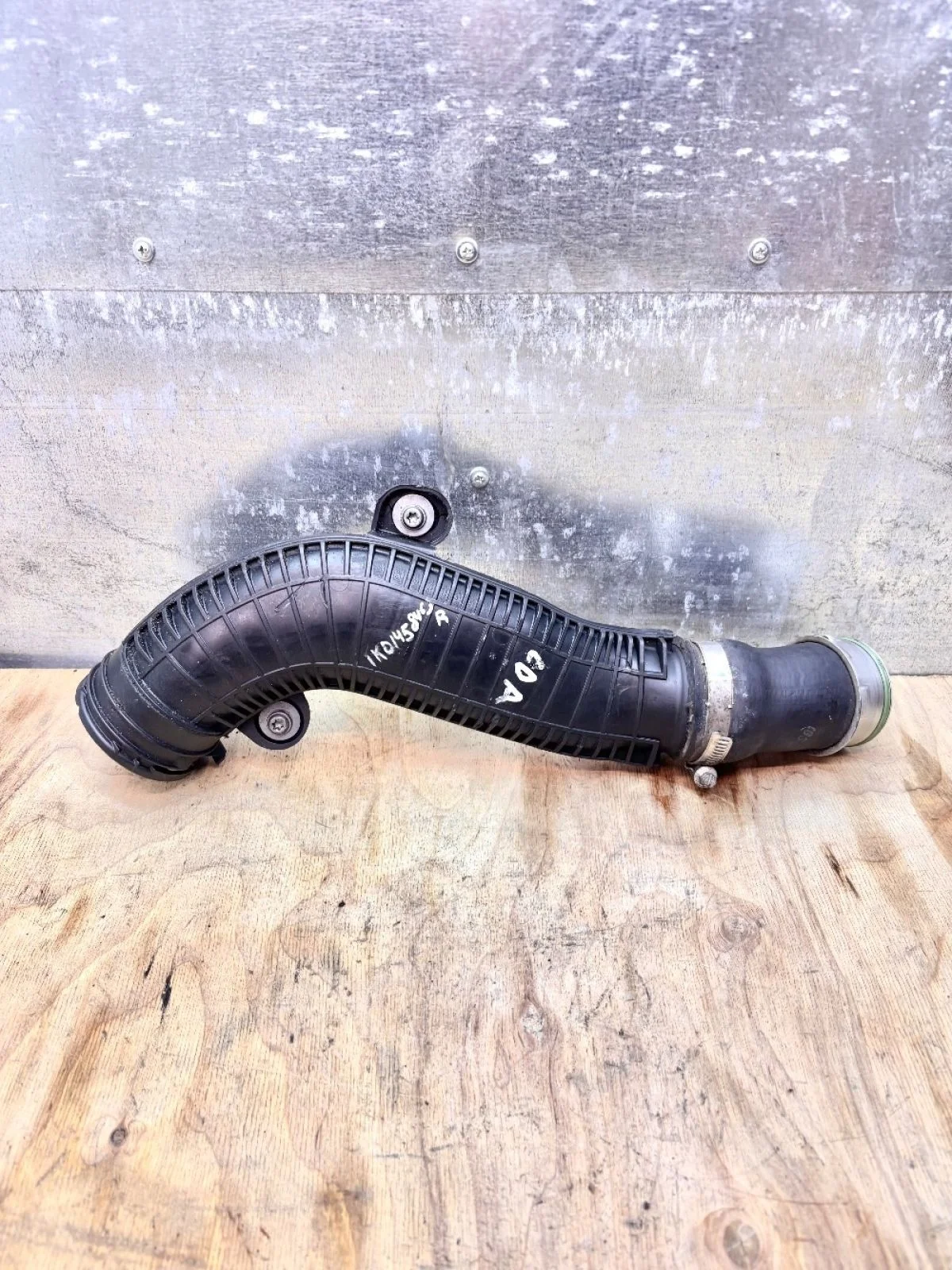 Патрубок интеркулера Audi A3 8P рестайлинг 2 (2008—2013)