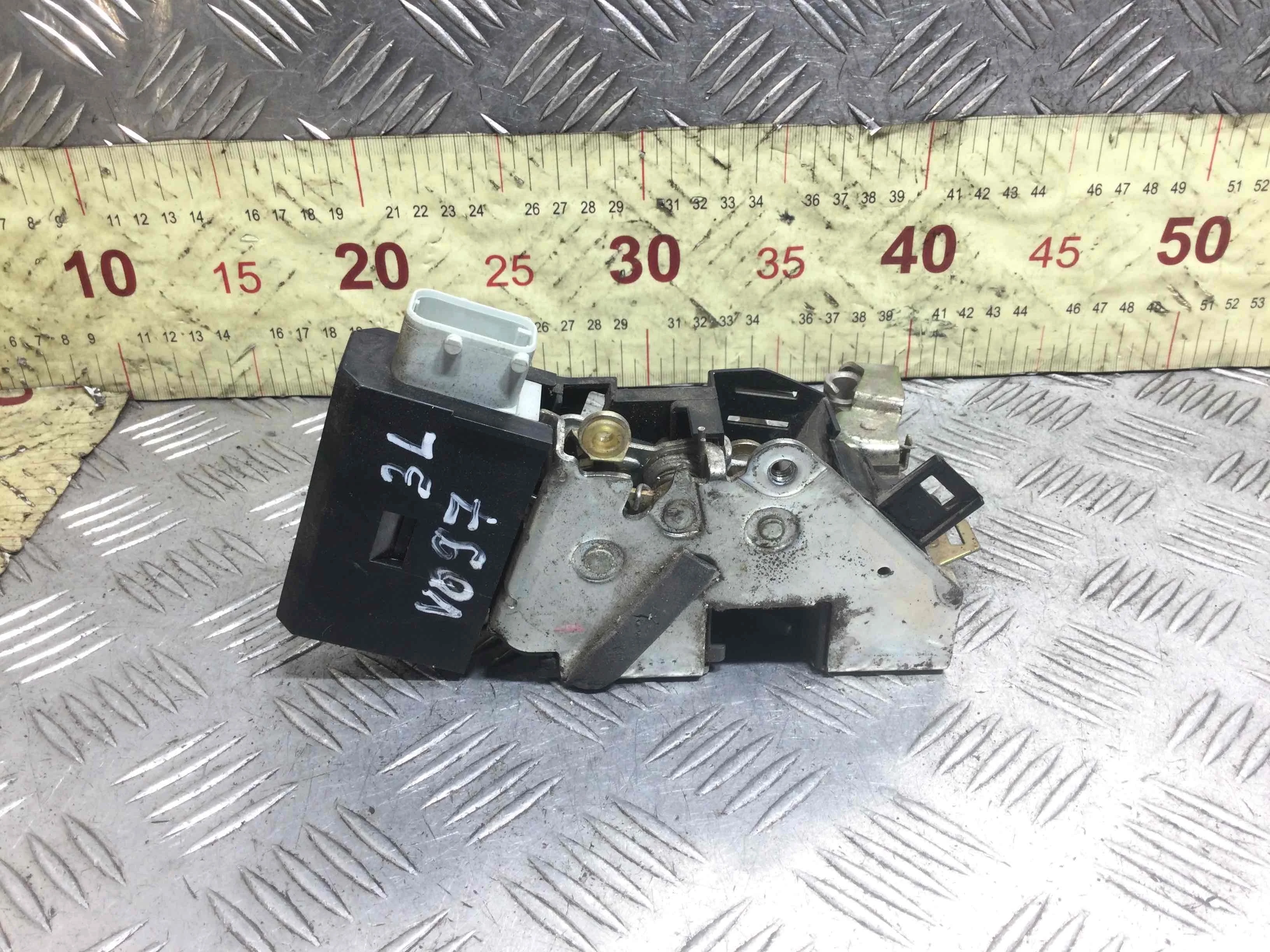 Замок двери задней левой BMW 5-Series E39 (1995-2000) дизель 2.0 d Механика Седан