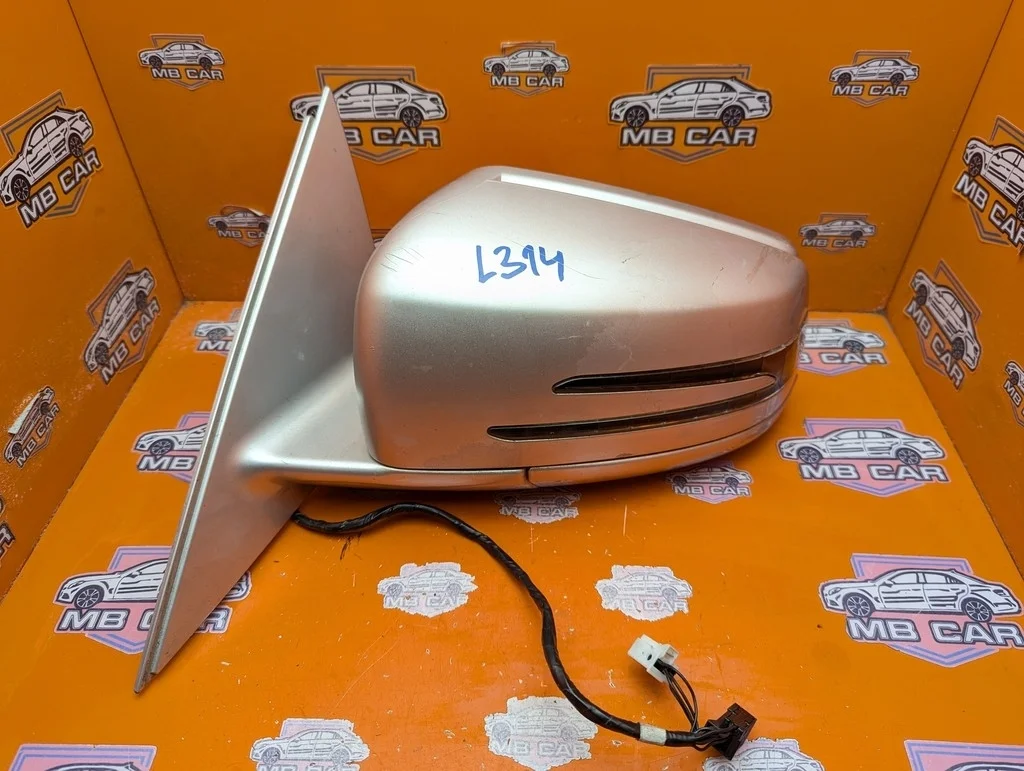 Зеркало левое Mercedes-Benz
