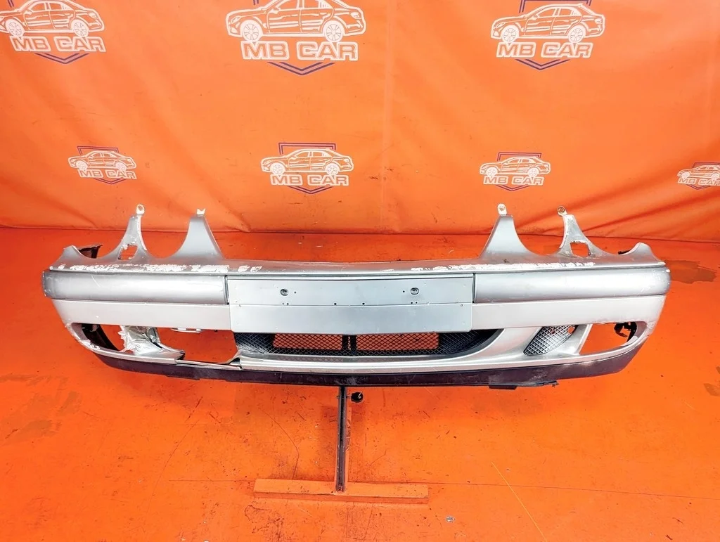Бампер передний Mercedes-Benz