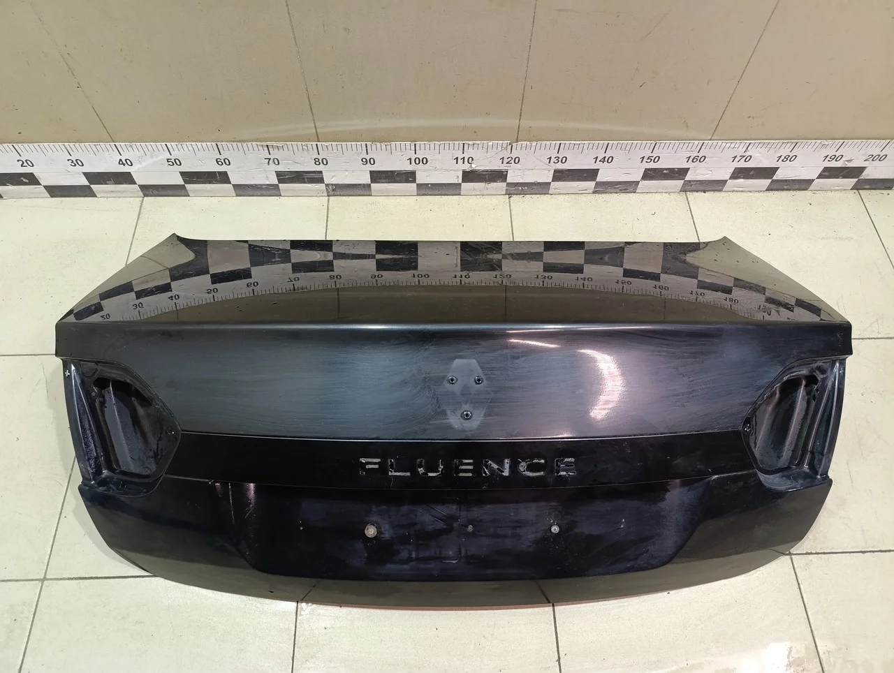 Крышка багажника Fluence 2010>