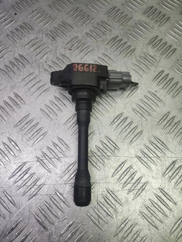 Катушка зажигания Nissan TIIDA MICRA NOTE NV200 224481KT0A HR16 DE