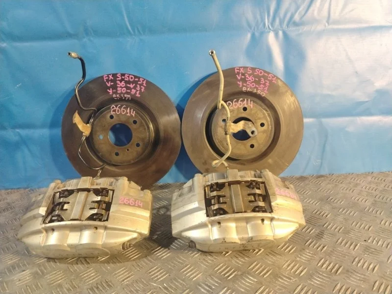 Комплект суппорта и диски Infiniti FX37 2013 41001JL02A S51, передний правый