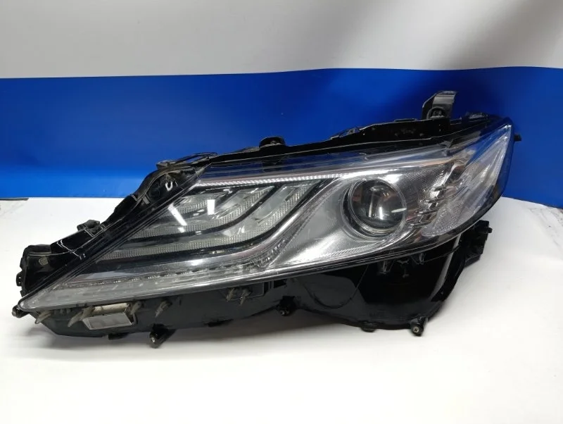 Фара Toyota Camry 2021 8118533D72 GSV70 3.5 2GR-FKS, левая