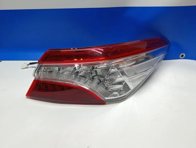 Фонарь Toyota Camry 2021 81550WY070 GSV70 3.5 2GR-FKS, задний правый