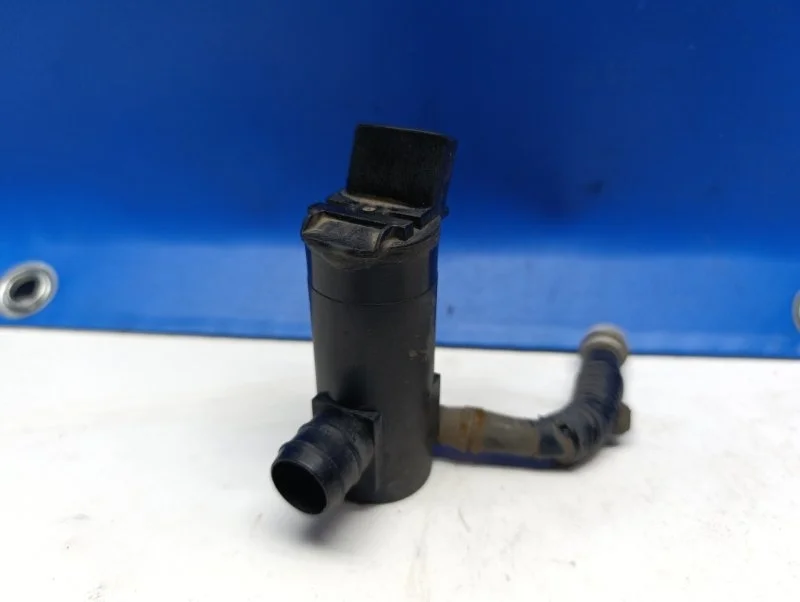 Насос омывателя фар Toyota Camry 2021 8528047010 GSV70 3.5 2GR-FKS