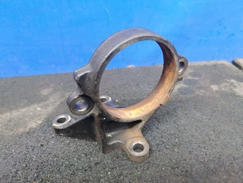 Кронштейн привода Toyota Camry 2021 4345742030 GSV70 3.5 2GR-FKS