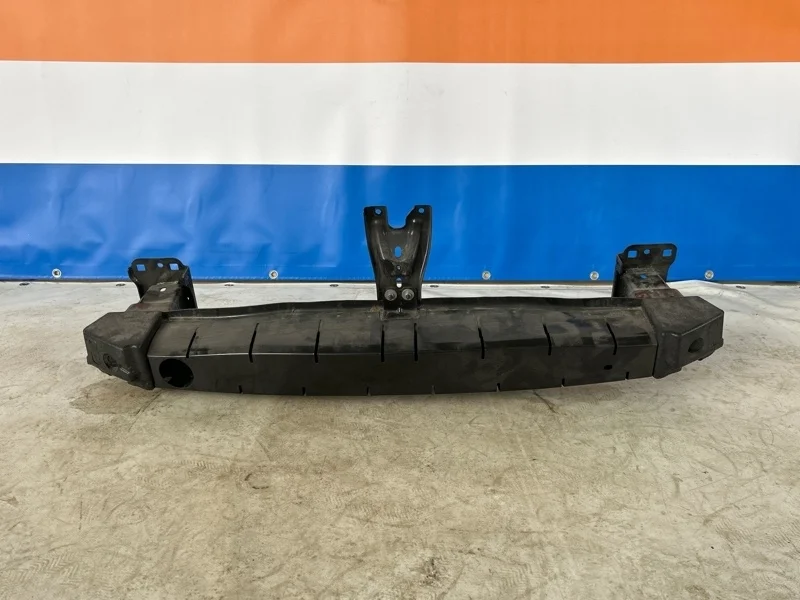 Усилитель бампера Volkswagen Jetta 2015 5C6807109F 5C6 1.4 CTH