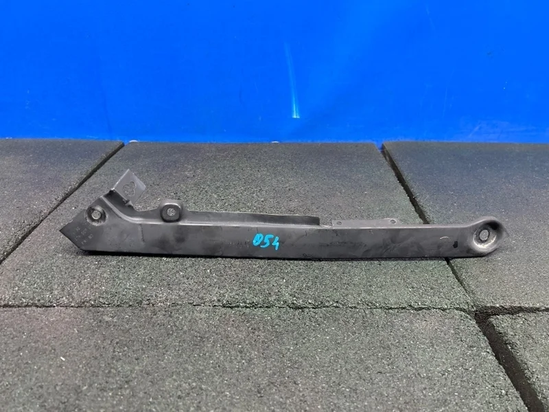 Крепление фары Volkswagen Golf 7 Sportsvan 2017 5G0805931 AUV 1.4 CZD, переднее левое