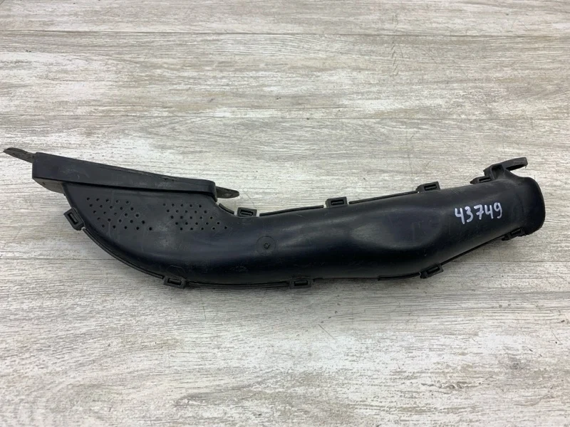 Воздухозаборник FORD FOCUS 2011 AV619E635BD УНИВЕРСАЛ T3DB