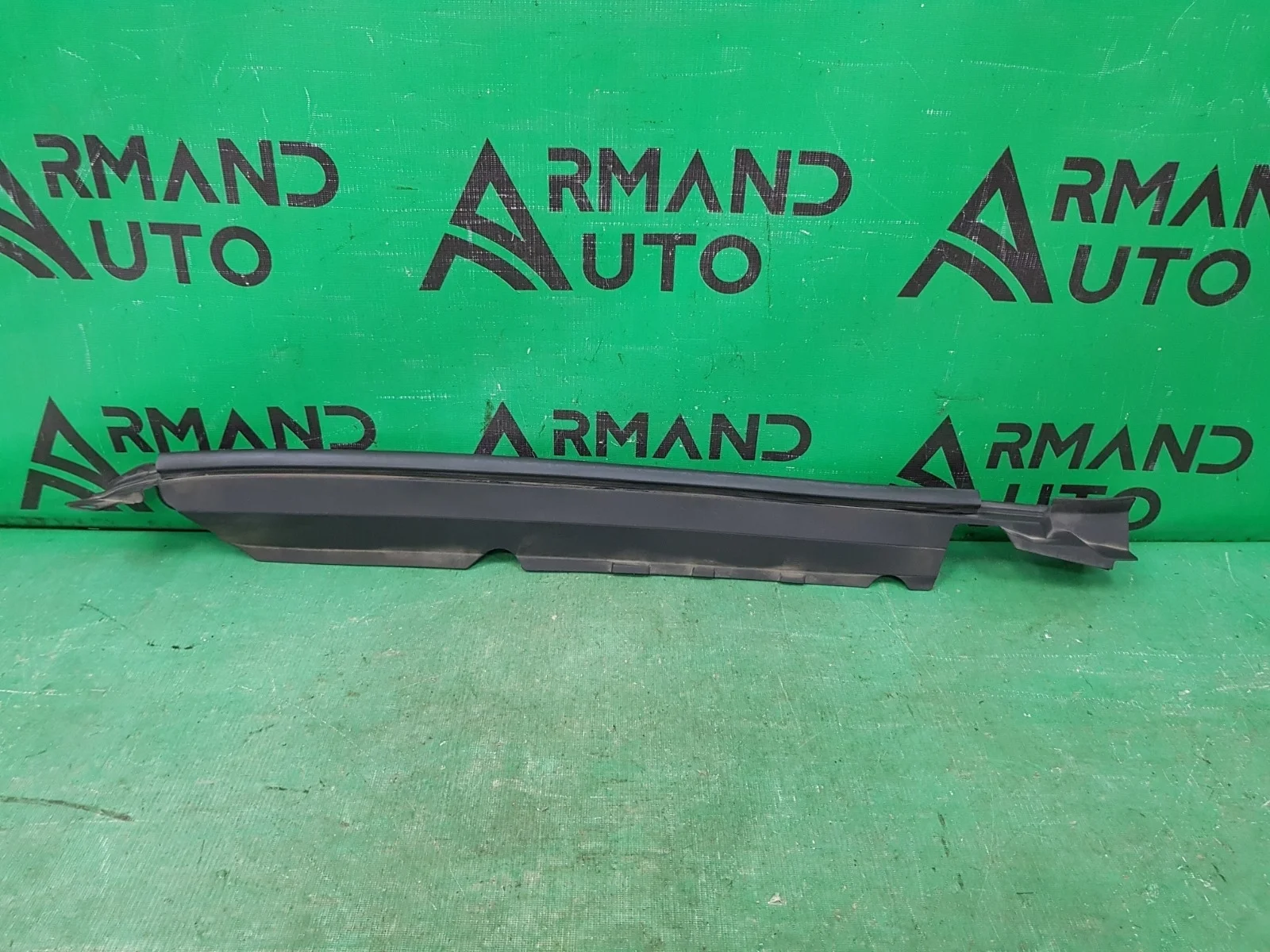 Пыльник крыла TOYOTA LAND CRUISER 2012-2015 200