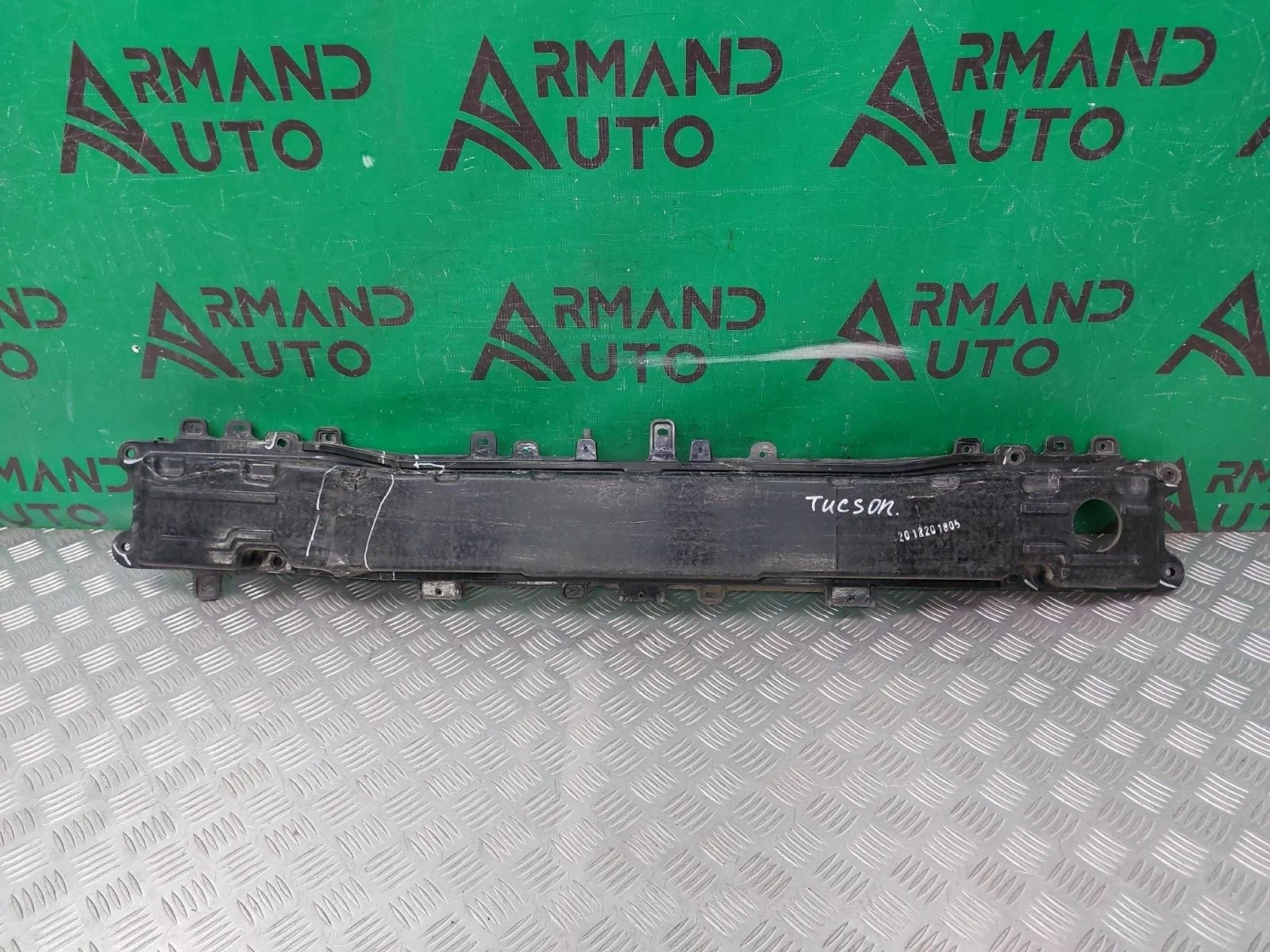Усилитель бампера Hyundai Tucson 2015-2021 3