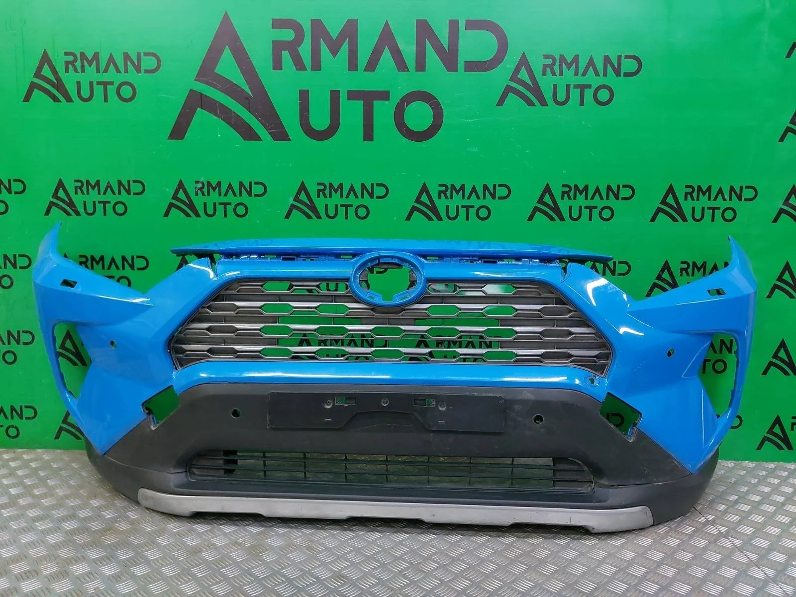 Бампер Toyota RAV4 2018-нв 5 XA50