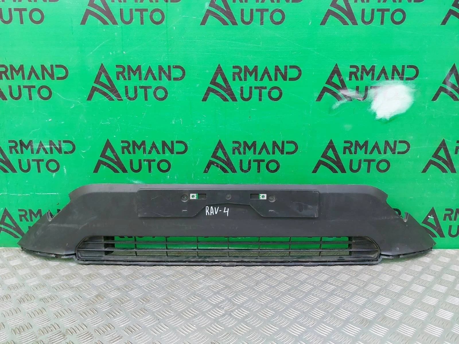 Решетка бампера Toyota RAV4 2018-нв 5 XA50