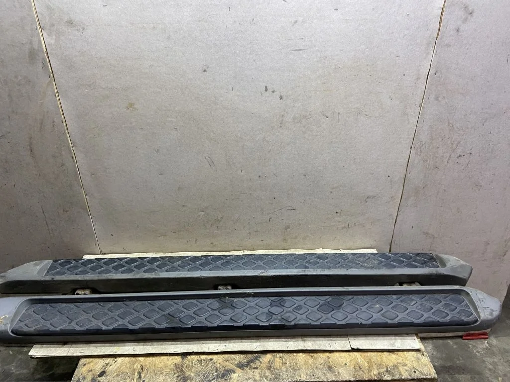 Подножка  Nissan Pathfinder R51 2006-2014