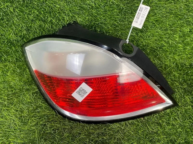 Фонарь задний Opel Astra 2005 93190304 L48 Z18XE, задний левый