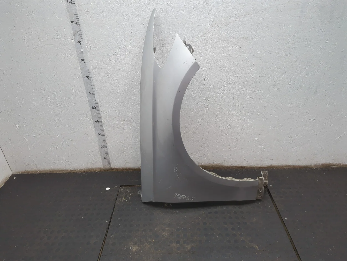 Крыло Ford Mondeo 5 2015-2019 Хэтчбэк 5 дв. КПП 6-ст.мех.(МКПП) T7CB, T7CC, T7CD, T7CE, T7CF, T7CN Дизель 2 л TDCI