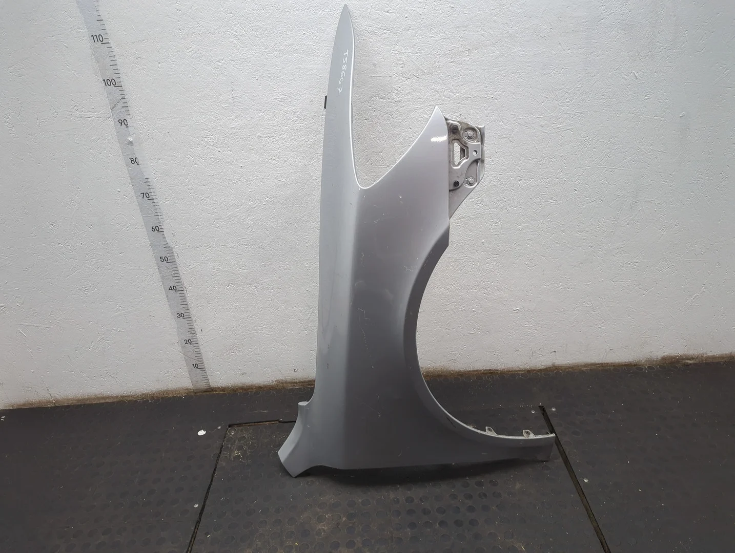 Крыло Skoda Octavia (A5) 2004-2013 Универсал КПП 5-ст.мех.(МКПП) CAYC Дизель 1.6 л TDI