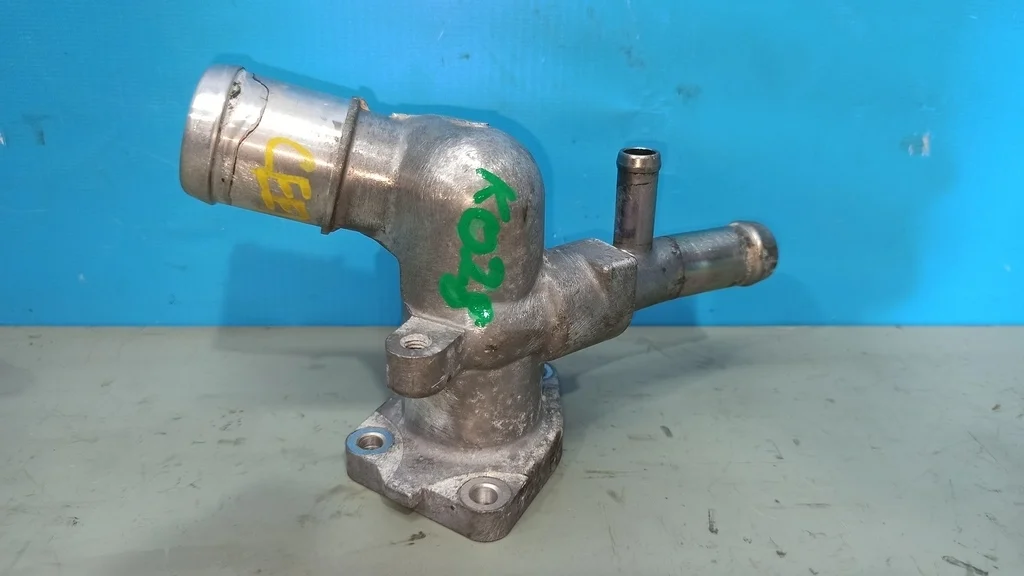 корпус термостата Kia Ceed 1 2010-2012  06.10.2010