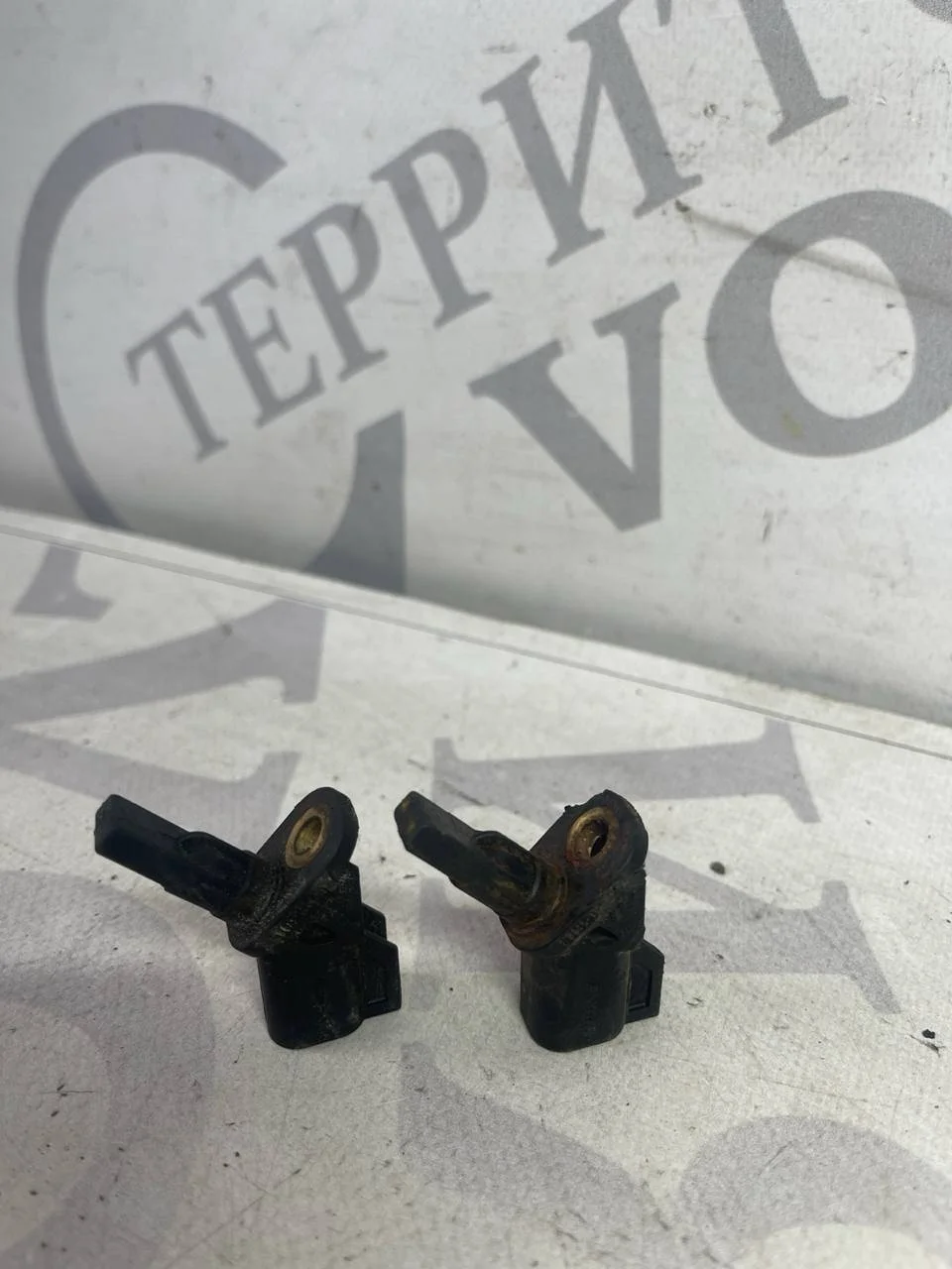 Датчик ABS передний VOLVO S40 2004-2012