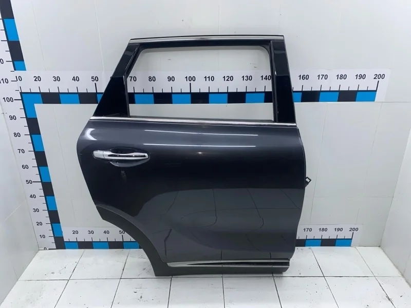 Дверь KIA Sorento Prime 2019 77004C5010 UM, задняя правая