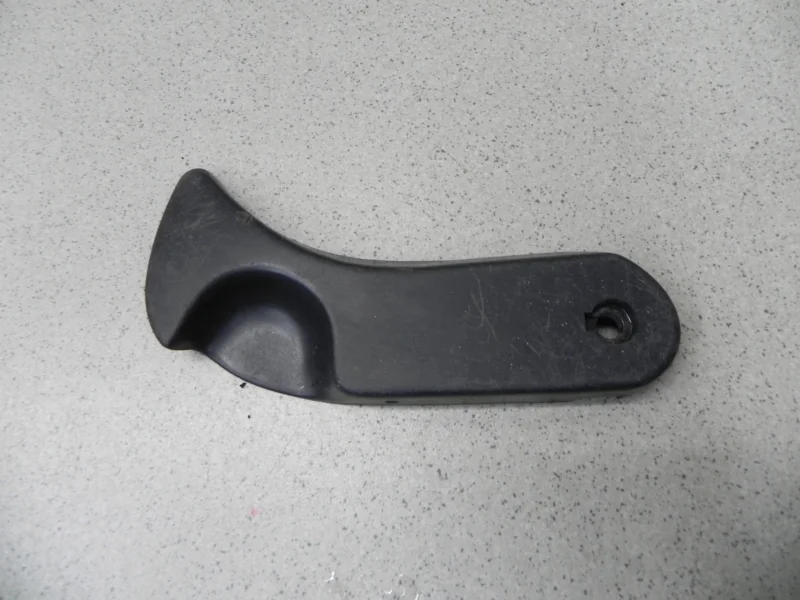 Ручка открывания капота BMW 7-Series E38