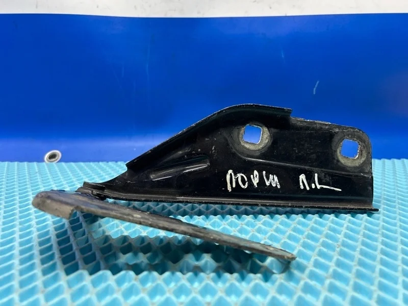 Петля капота PORSCHE Cayenne 2007 95551130100 955 4.8 M48.01, левая