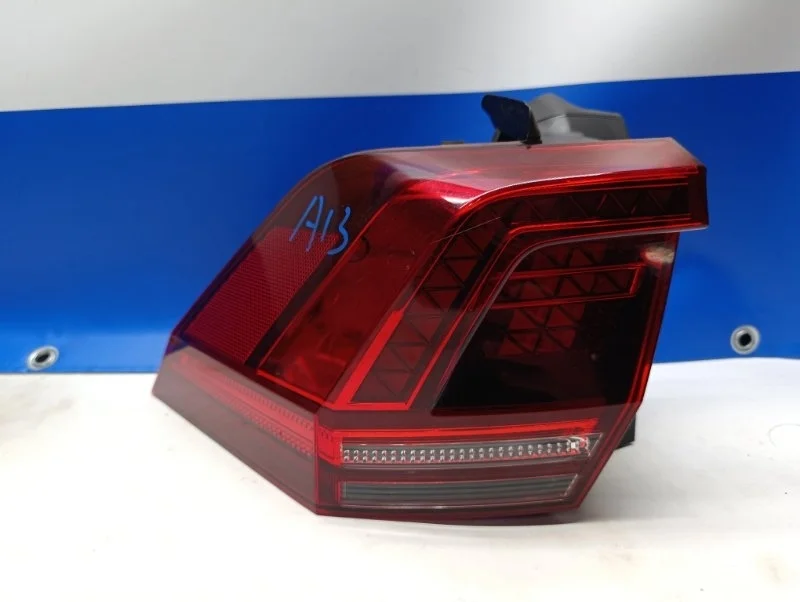 Фонарь Volkswagen Tiguan 2018 5NA945207C AD1 2.0TFSI CZPA, задний левый