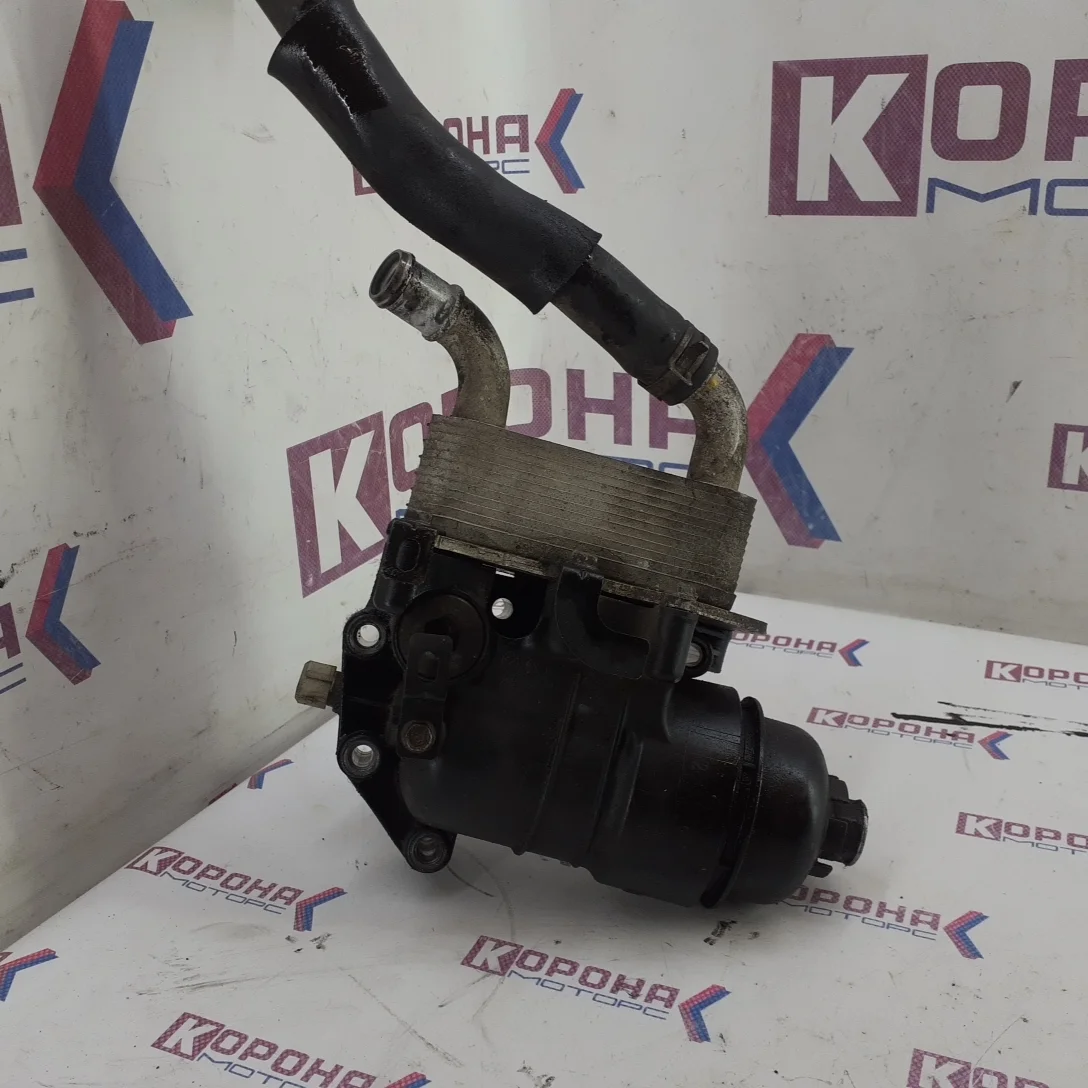 Радиатор масляный D4HB Б/У Б/У,в сборе с корпусом