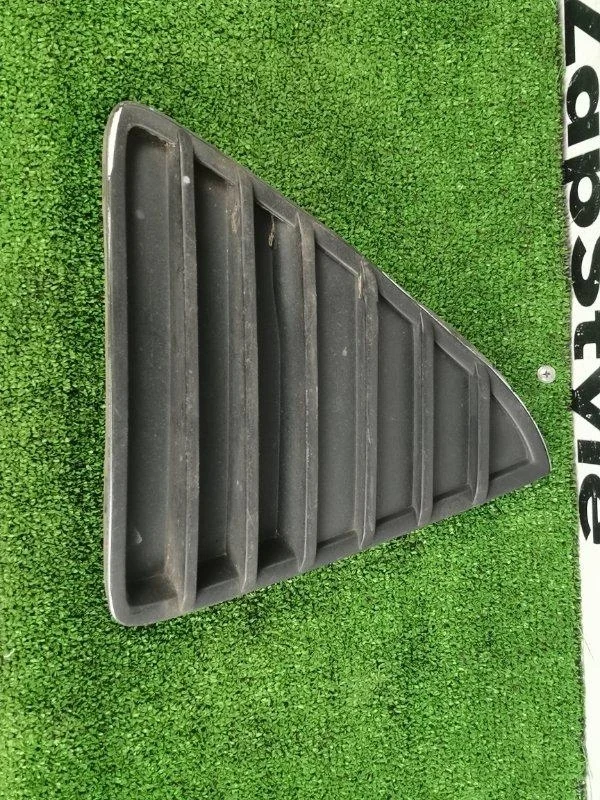 Заглушка переднего бампера Ford Focus 3 2014